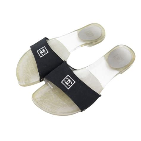 claquette plastique chanel